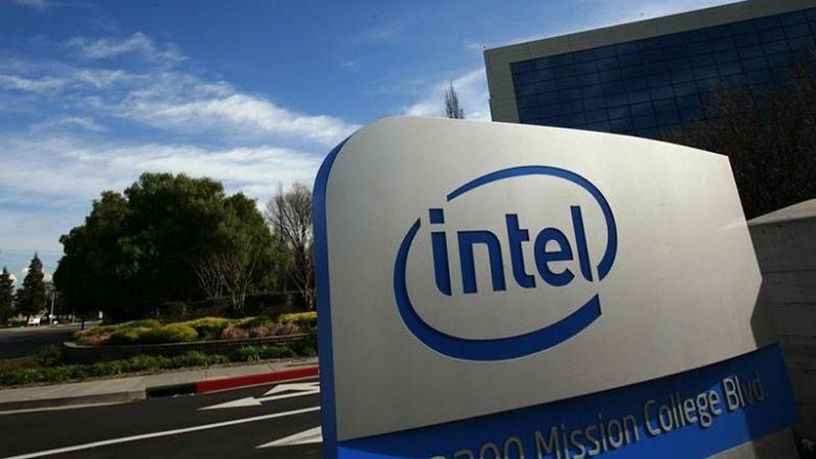 Intel chip users need to download a patch and update their operating system to fix a set of security flaws found this week.
