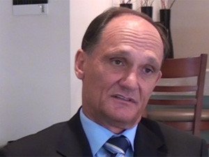 Cell C CEO Alan Knott-Craig is expected to make a full recovery in the near future.