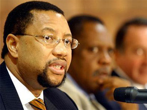 Executive chairman Phuthuma Nhleko says a new MTN group CEO will be announced by the end of June "at the latest".