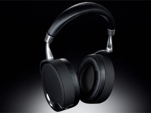 The headphones offer decent sound out the box, with truly good quality obtainable with some fine-tuning.