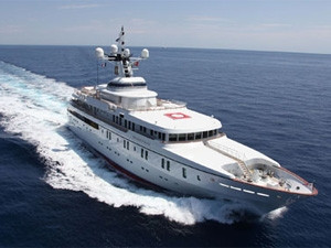 The White Rose of Drachs super yacht used in the experiment. (Photograph by The University of Texas at Austin)