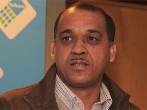 Telkom will not be able to maintain its service levels if it trims staff, says SACU president Michael Hare.