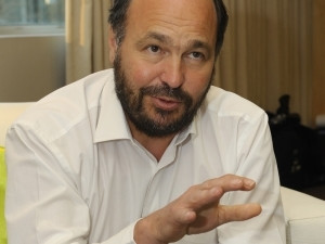 A local boy, Paul Maritz, is a possible replacement for Ballmer.