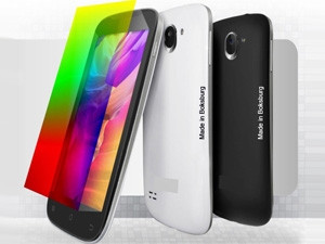 Seemahale and CZ Electronic Manufacturing's home-made smartphones will come in a variety of colours.
