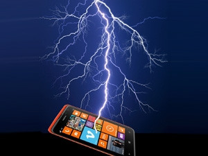 Nokia says its experiment showed lightning can charge a mobile phone's battery within seconds.