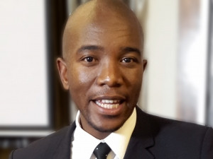 The DA has studied its legal options, and has decided to take the burning issue of e-tolls to court, says DA premier candidate Mmusi Maimane.