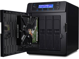 The DS6100 is a well-featured server appliance aimed at SMEs.