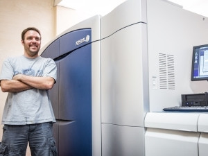 Andrew Mance of HotInk in front of the Xerox Colour 1000
