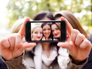 Selfies can create a favourable, or unfavourable, impression, a study shows.