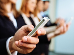 CIOs can drive increased business performance through well-developed and executed mobile strategies, says EIU.