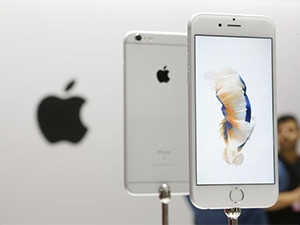 Some Apple smartphone users are experiencing problems with the newer versions of iOS 9.