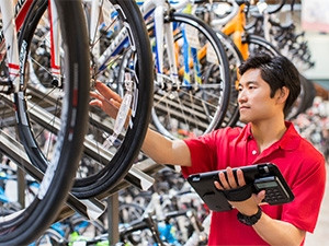 HP ElitePad 1000 G2 (with optional Jacket Cover)