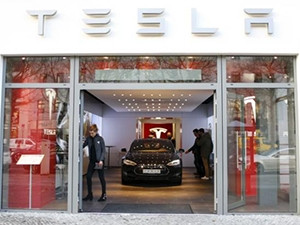 Tesla Motors will open its first Africa office in the city of Cape Town.