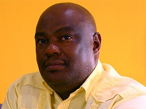 The DTPS did not renew Zami Nkosi's contract as CEO of the Universal Service and Access Agency of SA.