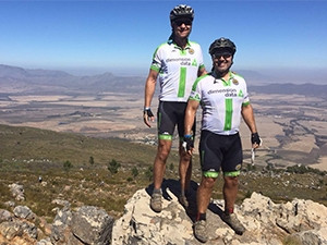 Robert Mace and JP d'Abbadie of Team ITWeb powered by Dimension Data enjoying the breath-taking views along the route.