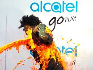 Alcatel did a series of activations at university campuses testing the Go Play's water-, dust- and shock-resistance.