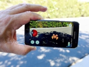 Pokémon Go players must give it a rest while they vote next week, says the Independent Electoral Commission.