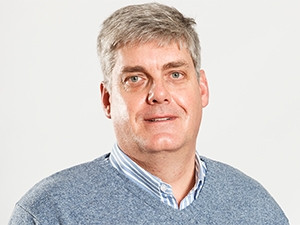 Former CFO Thinus Mulder has taken over as CEO of Dark Fibre Africa.