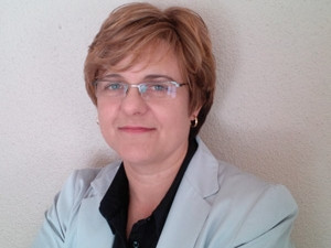 Prof. Elmarie Biermann from the Cyber Security Institute.