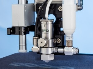 Nordson EFD's new 781Mini spray valve delivers a narrower, more uniform spray pattern than previously possible, with consistent area coverage as small as 1 mm (0.04") wide. (Photo: Business Wire)