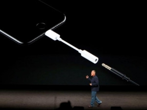 The audio adaptor will come in-box with new iPhones, allowing users to use their older accessories.