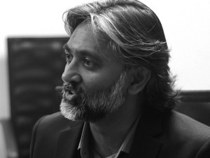 Desan Naidoo, SAS.