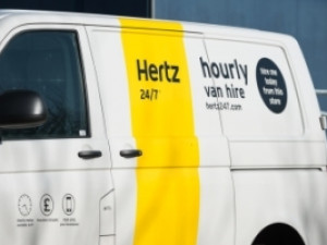 Hertz connects its hourly rental vehicles with Datavenue IOT solutions from Orange Business Services.