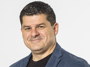 Huge Group needed R123.75 million to fund the cash portion of its Connectnet Broadband Wireless acquisition, says CEO James Herbst.