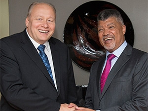 Jouni Koski, Laurea University president, and Ihron Rensburg, UJ vice-chancellor.