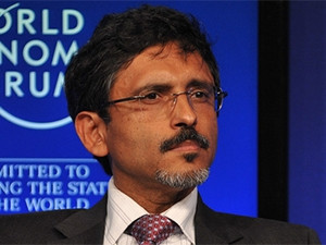 Minister Ebrahim Patel says he wants to promote a data-driven economy and address high data costs in SA. (Photo source: WEF)