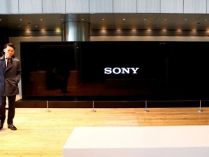 Sony Mobile expects to increase annual smartphone unit sales by 1.9 million year-on-year.