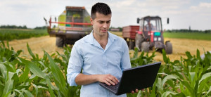 Synthesis has partnered with Unigro to develop an online financial portal for farmers.