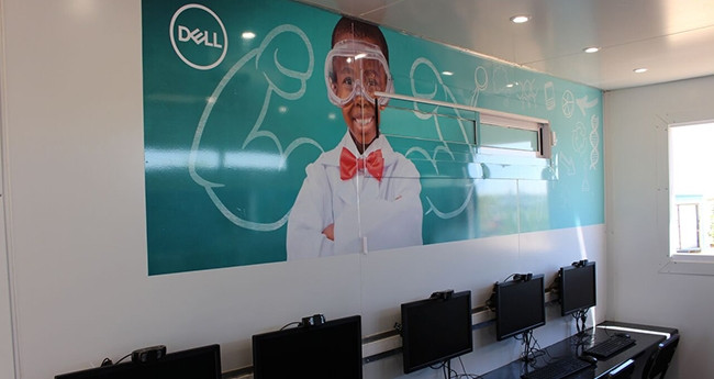 The Diepsloot lab is furnished with Dell's Wyse thin client computers.