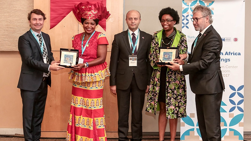 From left to right: Mehmet Kavaklioglu, vice-chairman of the board of TET; Sindi Mzamo, treasurer of the Black Business Council; HakanKizartici, deputy director general, Ministry of Economy, Republic of Turkey; Chiboni Evans, CEO of the SA Electrotechnical Export Council; and AtillaEren, board member of TET.