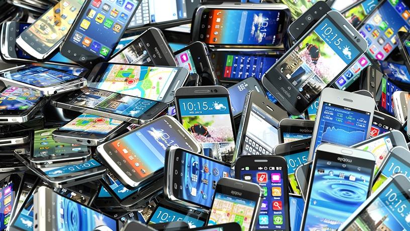 Owning a smartphone is becoming more affordable in SA, says GfK.