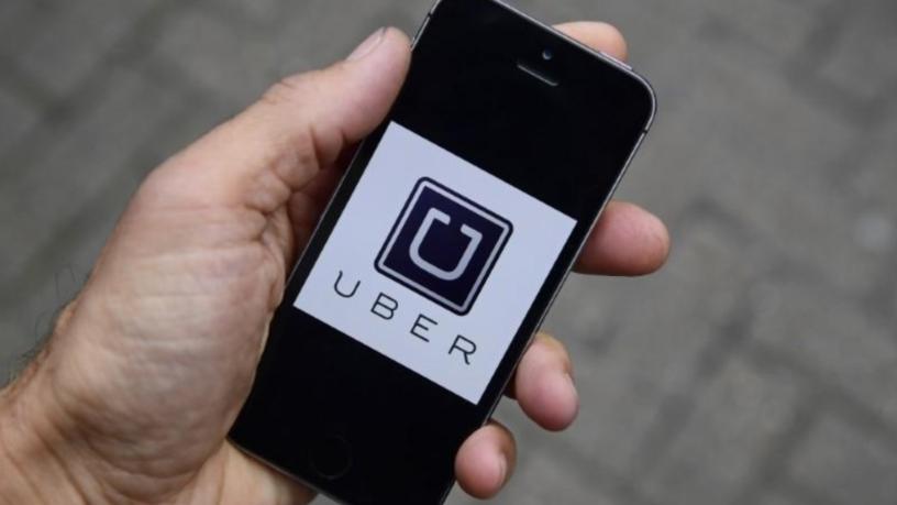 Uber will roll out a feature over the coming weeks to allow drivers to quickly contact emergency services through the app.