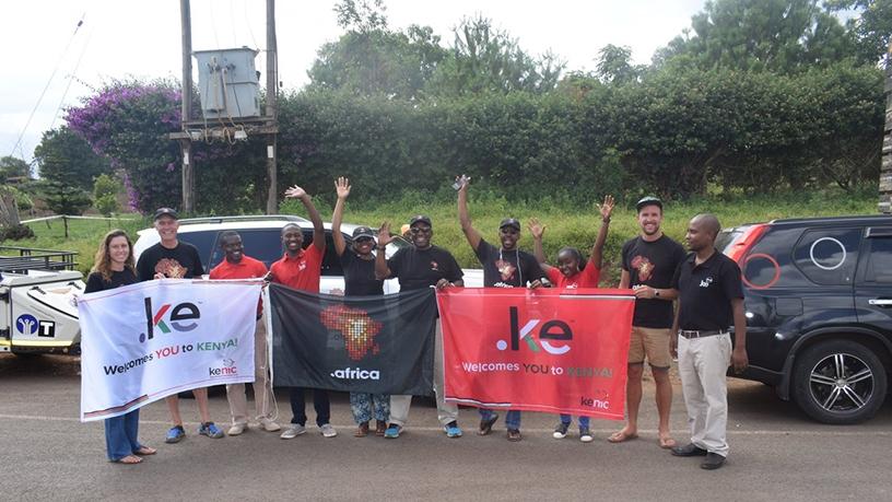 The .ke team welcomes .africa team to Kenya at the Oloitoktok border.