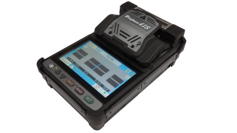 The Fujikura-41S features Bluetooth connectivity and a unique Core-Sense splicing algorithm.