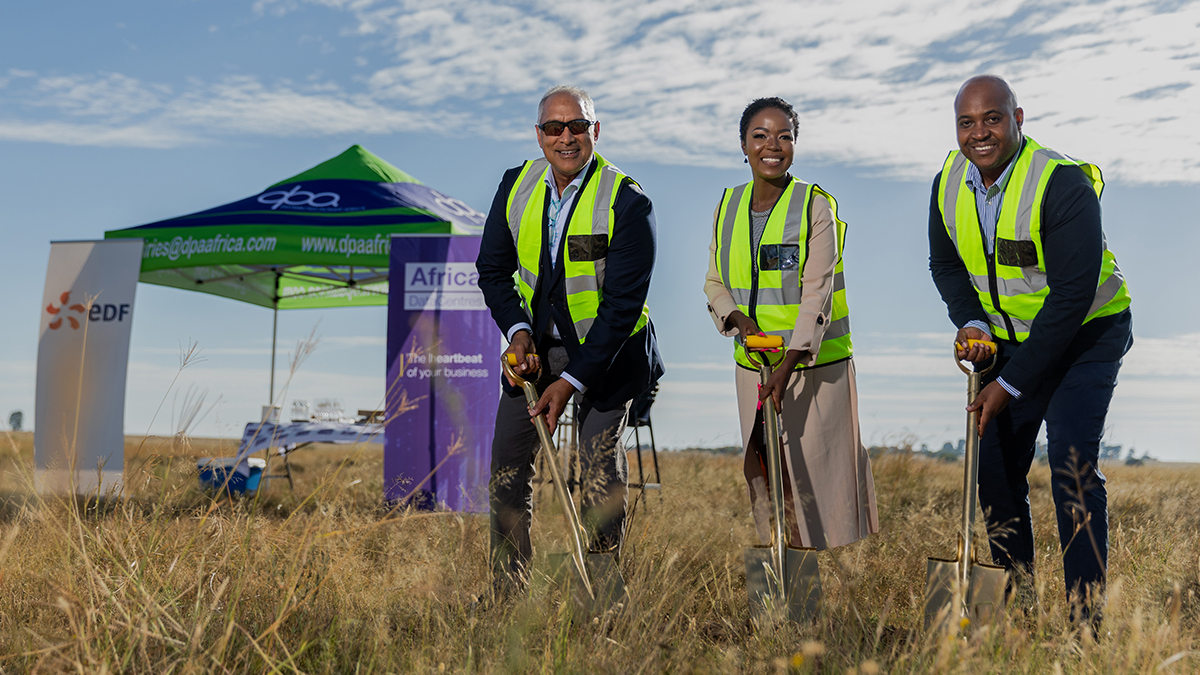 Africa Data Centres, DPA light up Free State-based solar farm - Vimarsana News