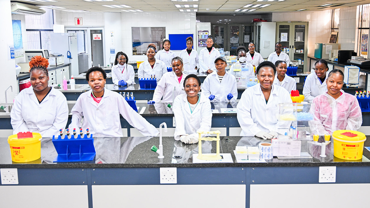 VUT invests R5m in revamped science labs