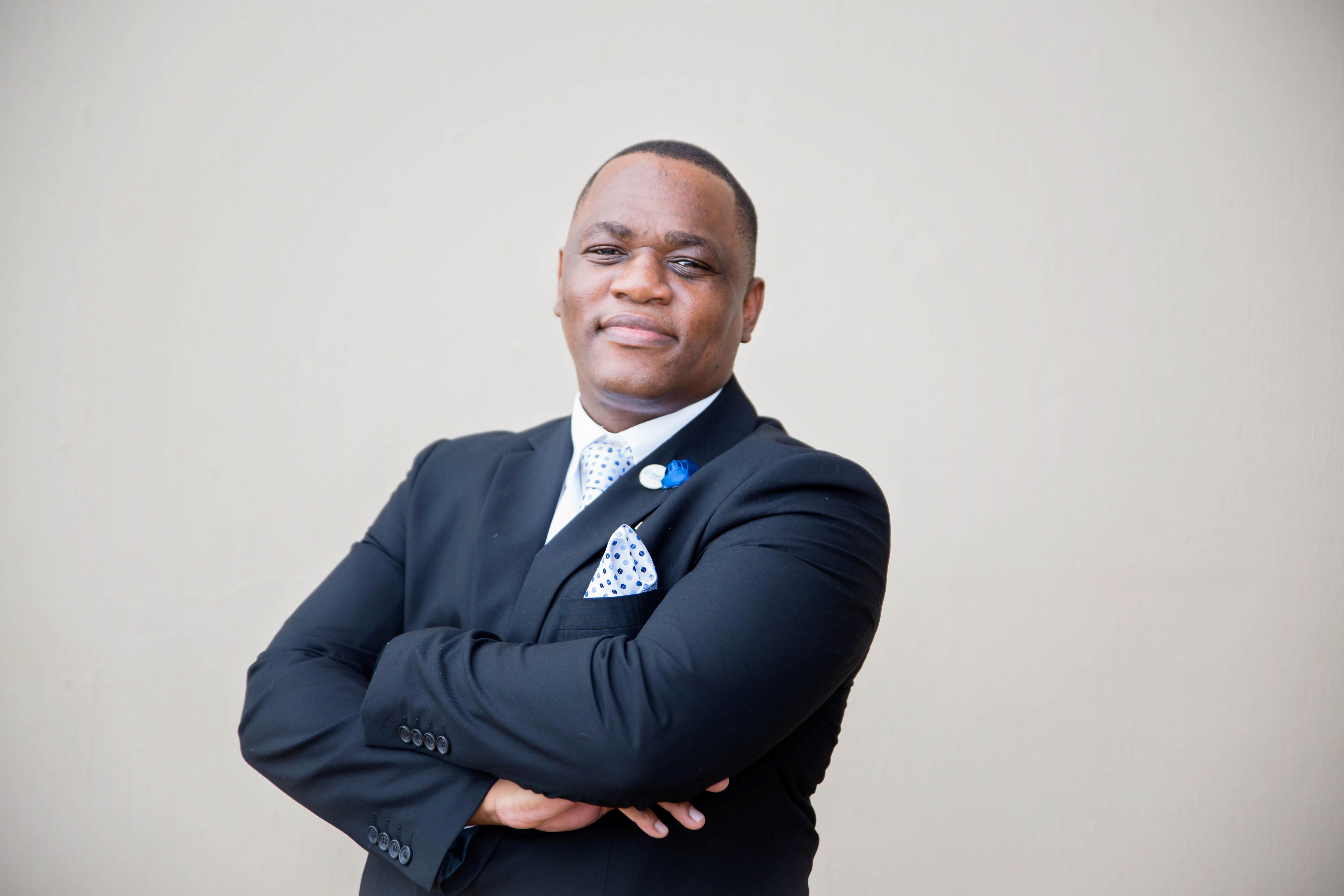 Dumisani Gumbi