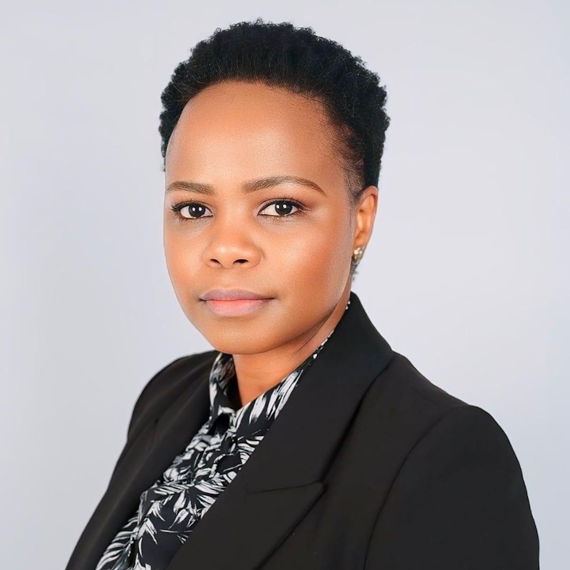 Akhona Phokomela