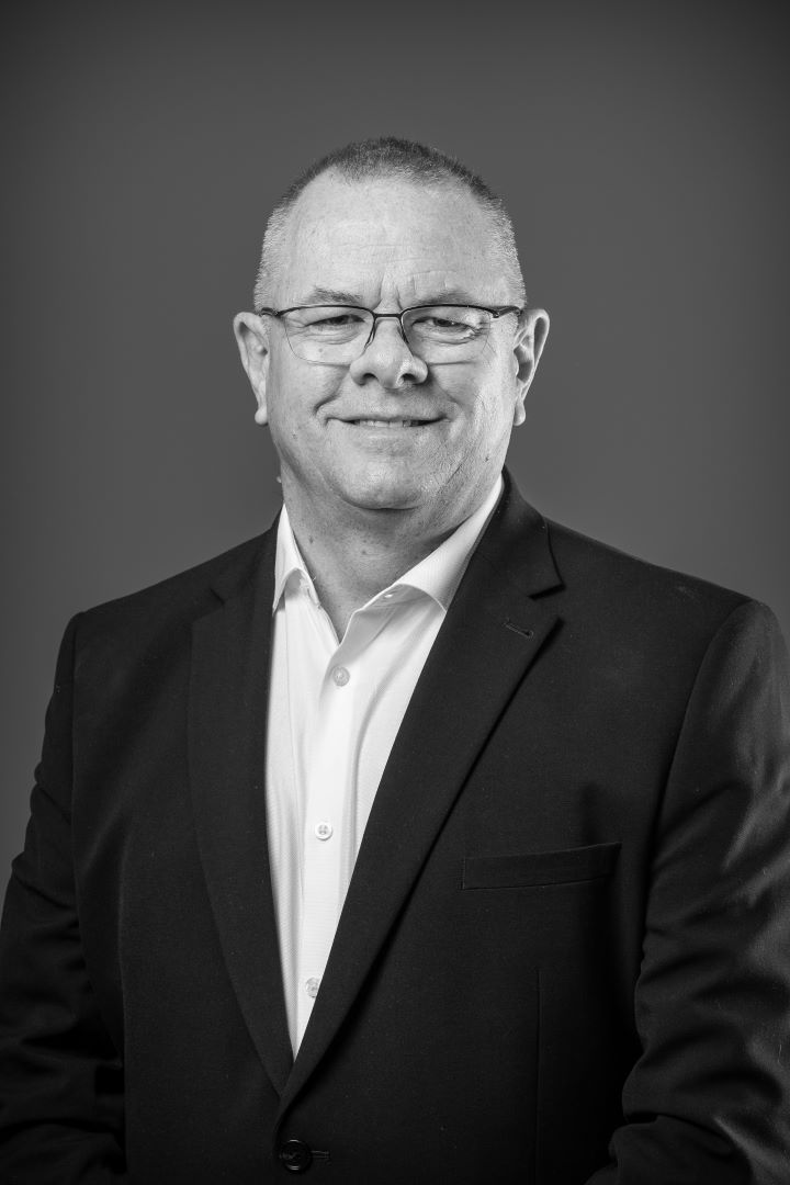 Alan De Waal-Smit